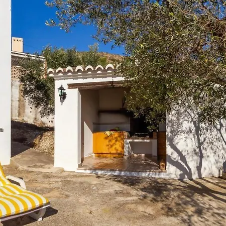 Olivos Con Piscina Holiday home Javea