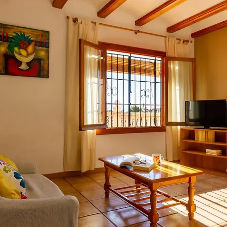 Olivos Con Piscina Vakantiehuis